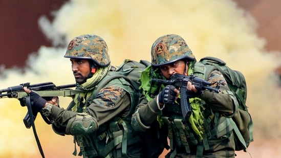 CRPF Recruitment through Sports Quota 2026: Apply for 521 Head Constable and Constable posts at rect.crpf.gov.in