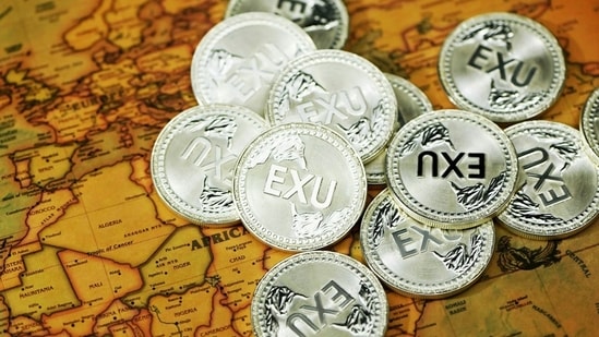 The old trading order has not disappeared: established markets and currencies remain powerful, even as trade policy becomes harder to predict.