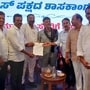 కర్ణాటక సీఎంతో మంత్రి జూపల్లి, ఎమ్మెల్యేలు