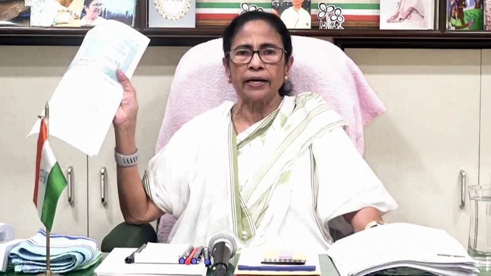 ফেসবুক লাইভে এসে জোড়া দাবি মমতা বন্দ্যোপাধ্যায়ের (HT_PRINT)