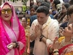 Govinda skipped Ganpati darshan with wife Sunita Ahuja at Lalbaugcha Raja.
