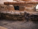  The wall, which had been buried four metres deep in a courtyard of the Hotel-Dieu hospital, the oldest in the French Capital, is barely a metre high.
