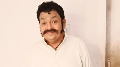 Television actor Ishwar Thakur is hospitalised. Television actor Ishwar Thakur is hospitalised.
