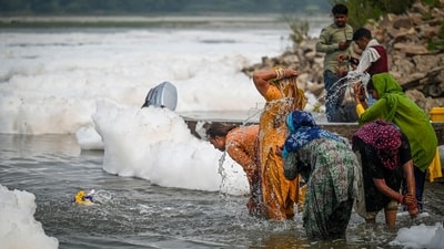Gap in sewage connection remains perhaps the biggest challenge to the government’s target of cleaning the Yamuna within the next three years. (Sanchit Khanna/HT Photo) Gap in sewage connection remains perhaps the biggest challenge to the government’s target of cleaning the Yamuna within the next three years. (Sanchit Khanna/HT Photo)