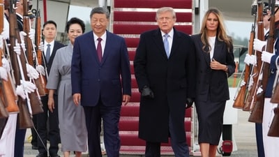 President Donald Trump, first lady Melania Trump, China's President Xi Jinping and his wife Peng Liyuan participate in an arrival ceremony at Joint Base Andrews. (AP Photo/Alex Brandon) President Donald Trump, first lady Melania Trump, China's President Xi Jinping and his wife Peng Liyuan participate in an arrival ceremony at Joint Base Andrews. (AP Photo/Alex Brandon)