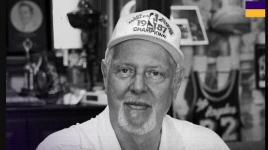 Lawrence Tanter, long term public announcer of the Los Angeles Lakers, died at 76.