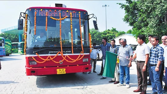 The bus served for 15 years, from September 2011, and ran 9,27,951.9 km. (HT_PRINT)