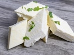 Unlike traditional paneer, analogue paneer is made from vegetable oils, starches, plant proteins, emulsifiers, and food additives rather than milk