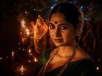 ఓటీటీలో తెలుగులో గుండేజారిపోయే హారర్ థ్రిల్లర్- ఒక్కరికే ముగ్గురు భార్యలు, అత్తారింట్లో కోడళ్లు, మామ చావు!
