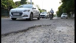 Mohali’s roads of ruin: Delay in restoration work triggers chaos Mohali’s roads of ruin: Delay in restoration work triggers chaos