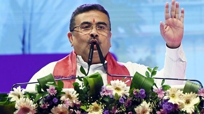 পশ্চিমবঙ্গ সরকারের প্রস্তাবিত গুন্ডাদমন বিলে আপাতত রাষ্ট্রপতির অনুমোদন মিলল না। (saikat paul)