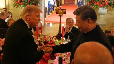 শি'কে স্বাগত জানাতে হোয়াইট হাউসে ছিল জাঁকজমকপূর্ণ আয়োজন। (AP)
