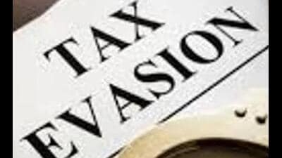 Circular trading in GST means a group of traders/dealers issuing invoices to one another in a loop without corresponding genuine movement or supply of goods/services mainly to create artificial turnover or pass on input tax credit. (For Representation) Circular trading in GST means a group of traders/dealers issuing invoices to one another in a loop without corresponding genuine movement or supply of goods/services mainly to create artificial turnover or pass on input tax credit. (For Representation)