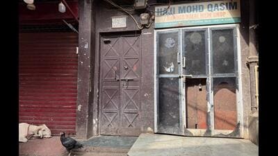 Gali Rakab Ganj happens to be a centre of the meat trade. The name is printed on many of the meat shop signboards, although the street is better known as Gosht Wali Mandi, the market for meat. (HT Photo) Gali Rakab Ganj happens to be a centre of the meat trade. The name is printed on many of the meat shop signboards, although the street is better known as Gosht Wali Mandi, the market for meat. (HT Photo)