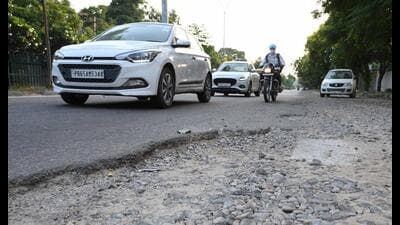 The affected stretches include the Franco Chowk stretch, Zone 1, the road from Cheema Boilers towards Industrial Area Phase 1 and Balongi, and the Zone 2 corridor from Dawaat Restaurant through ITI College to Bhena Da Dhaba. (Keshav Singh/Hindustan Times) The affected stretches include the Franco Chowk stretch, Zone 1, the road from Cheema Boilers towards Industrial Area Phase 1 and Balongi, and the Zone 2 corridor from Dawaat Restaurant through ITI College to Bhena Da Dhaba. (Keshav Singh/Hindustan Times)