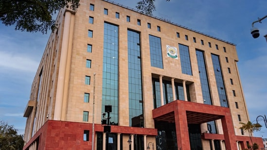 IAS officer Mandeep Bhandari named new CBSE chairman months after evaluation row