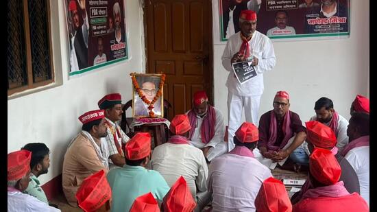 SP’s membership campaign was inaugurated in Shohratgarh assembly constituency of Siddharthnagar district on September 24. (Sourced)