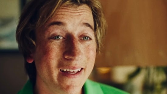 Skyler Gisondo as Decoy Dan or Dan Plumb in Primetime.