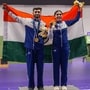 ১০ মিটার এয়ার পিস্তল মিক্সড টিম ইভেন্টে সোনা জিতে ভারতের পদক তালিকায় নতুন আলো জ্বাললেন কমলজিৎ ও সুরুচি ইন্দের সিং।