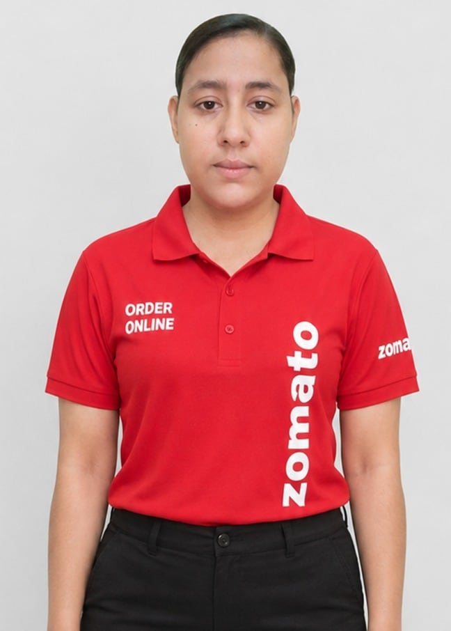 Puja went from unemployment to independence, building a new life as a Zomato delivery partner.