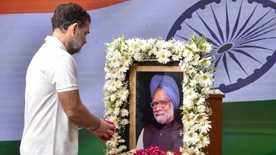 Lok Sabha LoP Rahul Gandhi pays floral tributes to former Prime Minister Dr Manmohan Singh on his birth anniversary at 24 Akbar Road, in New Delhi on Saturday. (ANI Photo/Naveen Sharma) Lok Sabha LoP Rahul Gandhi pays floral tributes to former Prime Minister Dr Manmohan Singh on his birth anniversary at 24 Akbar Road, in New Delhi on Saturday. (ANI Photo/Naveen Sharma)