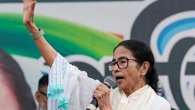 ‘ভ্যানিশ কুমার মাস্ট গো,.. ওরা বাংলা দখল করেছে, আমরা দিল্লি দখল করব’, ফের মঞ্চ থেকে চেনা মেজাজে মমতা!(PTI Photo/Swapan Mahapatra)(PTI09_26_2026_000329A) (PTI) ‘ভ্যানিশ কুমার মাস্ট গো,.. ওরা বাংলা দখল করেছে, আমরা দিল্লি দখল করব’, ফের মঞ্চ থেকে চেনা মেজাজে মমতা!(PTI Photo/Swapan Mahapatra)(PTI09_26_2026_000329A) (PTI)