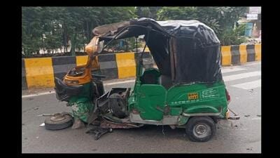 The deceased was identified as Mohammad Kalam, while the injured man was identified as Mohammad Bablu