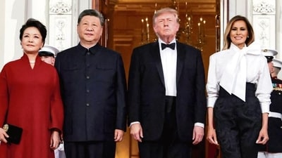 (L-R) Peng Liyuan, Xi Jinping, Donald Trump, Melania Trump (L-R) Peng Liyuan, Xi Jinping, Donald Trump, Melania Trump