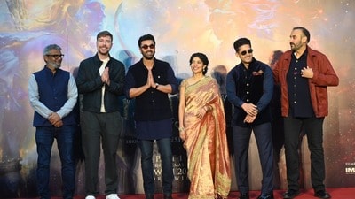 ‘রামায়ণ’-এর প্রোমোশনাল ইভেন্টে মিস্টার বিস্ট। ‘রামায়ণ’-এর প্রোমোশনাল ইভেন্টে মিস্টার বিস্ট।