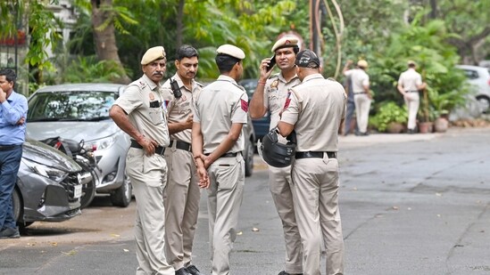 According to police, the women alleged that the suspects verbally abused them, passed indecent remarks, followed them and misbehaved before leaving the area. (Sanjeev Verma/ Hindustan Times)