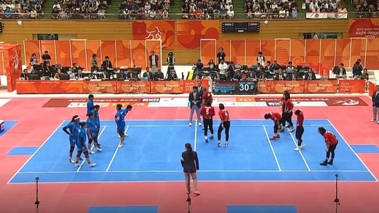 Indian women's kabaddi team face Iran in the final. Indian women's kabaddi team face Iran in the final.