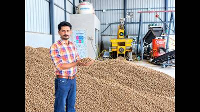 Entrepreneur Sandeep Dhillon at his unit, which converts paddy residue into pellets used by thermal plants for co-firing, in Kot Fatta, Bathinda on Sunday. (Sanjeev Kumar/HT) Entrepreneur Sandeep Dhillon at his unit, which converts paddy residue into pellets used by thermal plants for co-firing, in Kot Fatta, Bathinda on Sunday. (Sanjeev Kumar/HT)