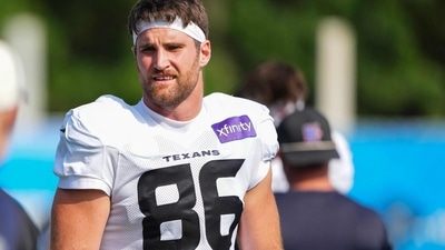 Dalton Schultz has had a quiet first half against the Indianapolis Colts. Dalton Schultz has had a quiet first half against the Indianapolis Colts.