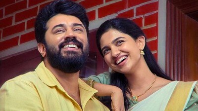 ఓటీటీలోకి బ్లాక్ బస్టర్ మలయాళం మూవీ.. 320 కోట్ల సినిమా.. మమితా బైజు రొమాంటిక్ డ్రామా.. ఎప్పుడంటే? (x)