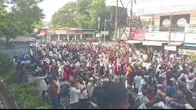 సచివాలయం ఉద్యోగుల నిరసన సచివాలయం ఉద్యోగుల నిరసన
