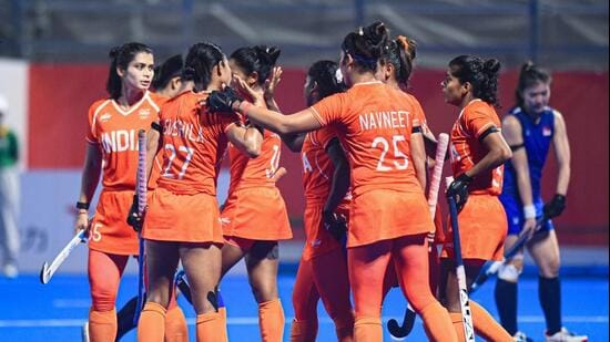 Asian Games hockey: India women swamp Singapore 7-0 despite hiccups