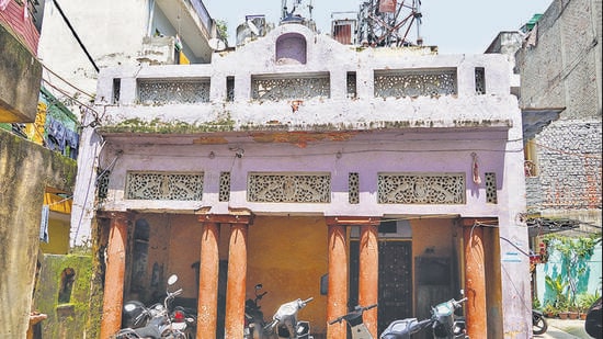 An old haveli’s heritage value lies in the relationship between its architecture and social life. (Courtesy: Delhi 360:Urban Dehat)