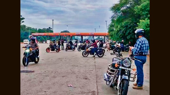 Bikers gathering near the Chandigarh toll plaza on Sunday morning. (HT Photo)