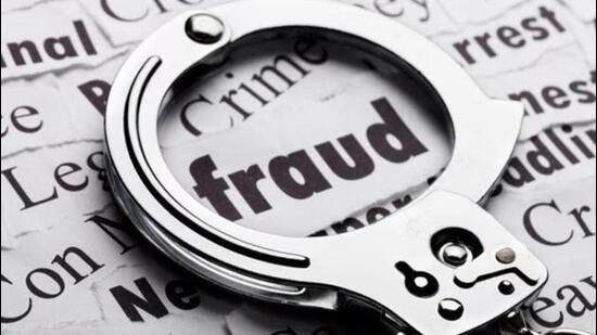 The complainant alleged that he paid ₹11 lakh in two instalments at a shop. (HT File)