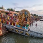 কনভেয়ার বেল্ট ব্যবহার করে দুর্গা প্রতিমা নিরঞ্জন করা হতে পারে। (ছবিটি প্রতীকী, সৌজন্যে ন্যানো ব্যানানা দিয়ে তৈরি)