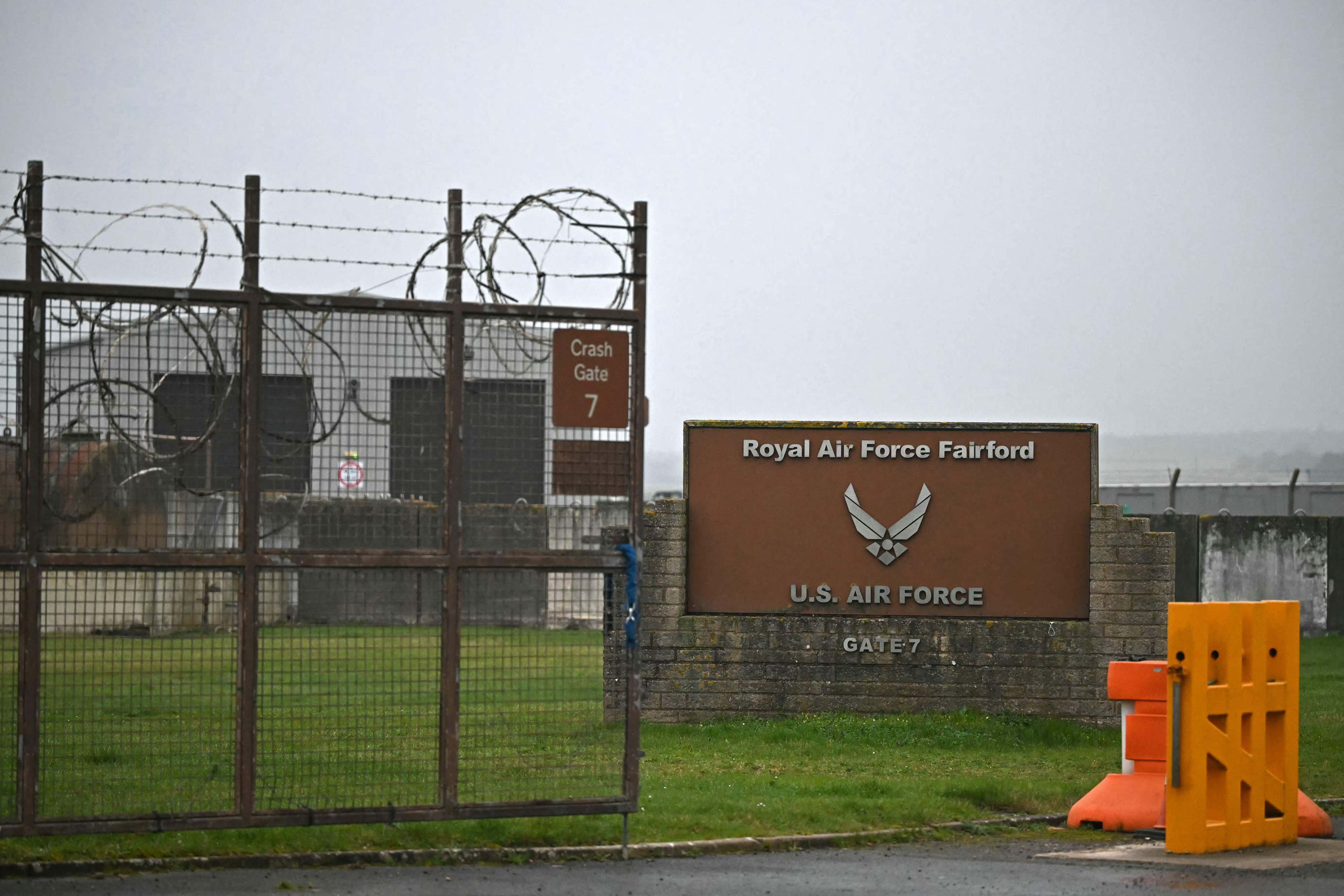 British police in western England on Sunday, September 27, declared a major incident and evacuated properties near a base used by the US air force after arresting several men on suspicion of explosives offences. (AFP) British police in western England on Sunday, September 27, declared a major incident and evacuated properties near a base used by the US air force after arresting several men on suspicion of explosives offences. (AFP)