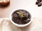 Sanjeev Kapoor's khajur khatta recipe takes around half an hour to make. 