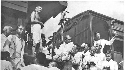 Mahatma Gandhi addressing a crowd - HT Photo.