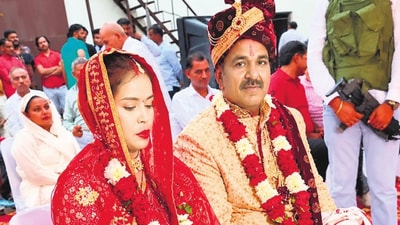 কীভাবে হরিয়ানার কুখ্যাত গ্যাংস্টার কম্বোডিয়ায় নতুন জীবনযাত্রা শুরু করেছিলেন? কীভাবে হরিয়ানার কুখ্যাত গ্যাংস্টার কম্বোডিয়ায় নতুন জীবনযাত্রা শুরু করেছিলেন?