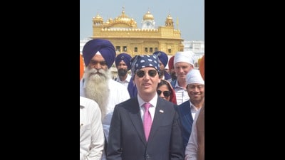 United States Ambassador to India, Sergio Gor with a high-level delegation paying obeisance at the Golden Temple, in Amritsar on Monday. (Sameer Sehgal/HT) United States Ambassador to India, Sergio Gor with a high-level delegation paying obeisance at the Golden Temple, in Amritsar on Monday. (Sameer Sehgal/HT)