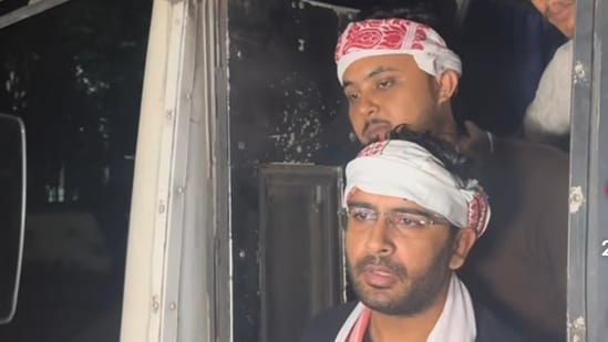 Those detained included the pressure group’s National Co-Convenor Ashutosh Ranka, East and North-East In-charge Ankit Bhardwaj, Joint Secretary Premakash Golu, and Assam Coordinator Sahil.(CJP)
