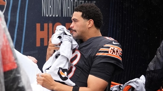 Caleb Williams suffered the injury late in Chicago's matchup with the Minnesota Vikings.(AP Photo)