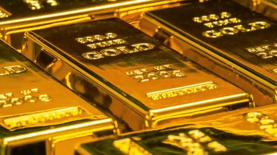 The yellow metal of 99.9 per cent purity had closed at <span class='webrupee'>₹</span>1,52,600 per 10 grams in the preceding session.