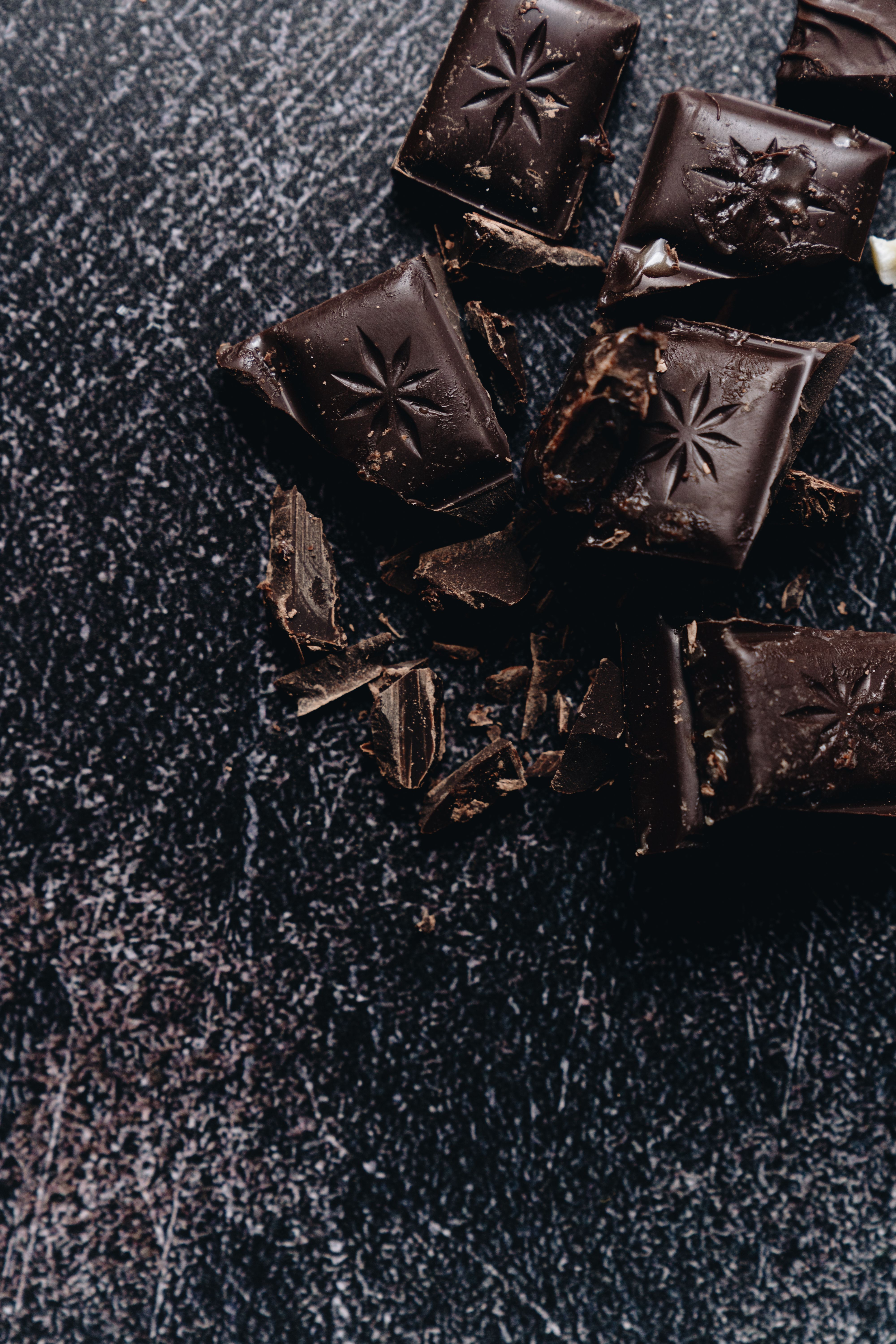 Dark chocolate with higher cocoa content provides cocoa flavanols and antioxidant compounds. (Pexel)