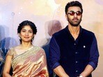 నా చిన్నప్పటి రాముడిని మళ్లీ చూసే సరికి షాక్ అయ్యా.. రణ్‌బీర్ గురించి సాయిపల్లవి కామెంట్స్ వైరల్( Sunil Khandare)